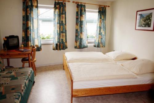 Pension Bei Schinderhannes Und Julchen Boppard Voorzieningen foto